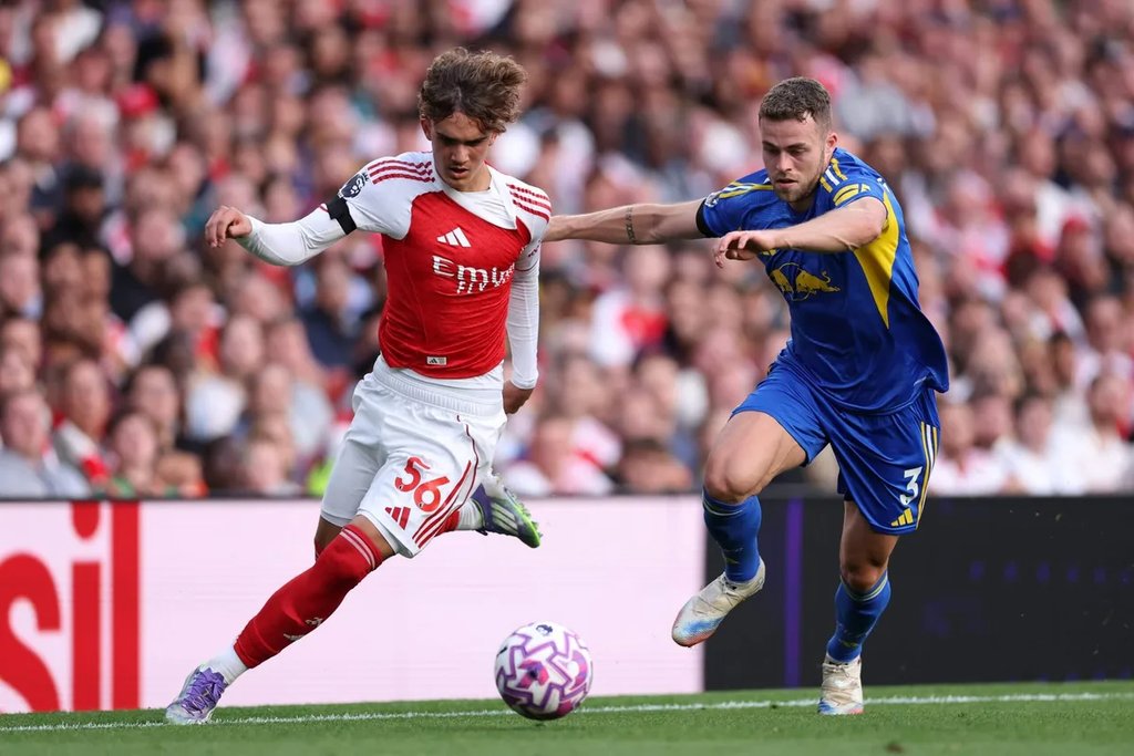 Arsenal sensation scores stunning solo goal for England U19s