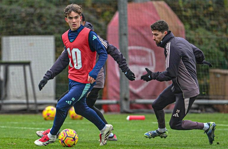 Arteta urges calm over £16m Arsenal wonderkid after record-breaking goal