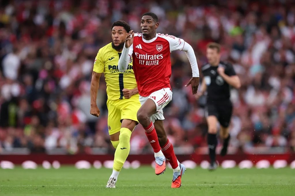 Arsenal star reveals true feelings on Premier League title race after Carabao Cup heartbreak