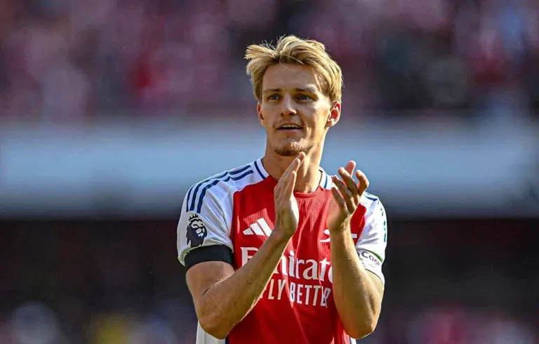 Arsenal captain suffers knock during Champions League win