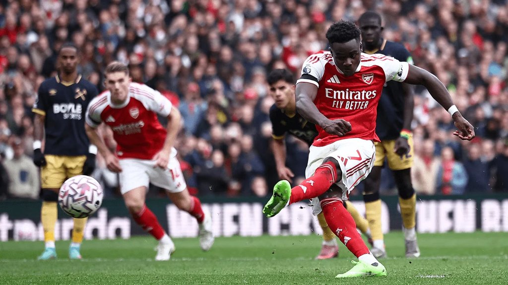 Arsenal target ‘exciting’ £25m West Ham winger amid summer rebuild plans