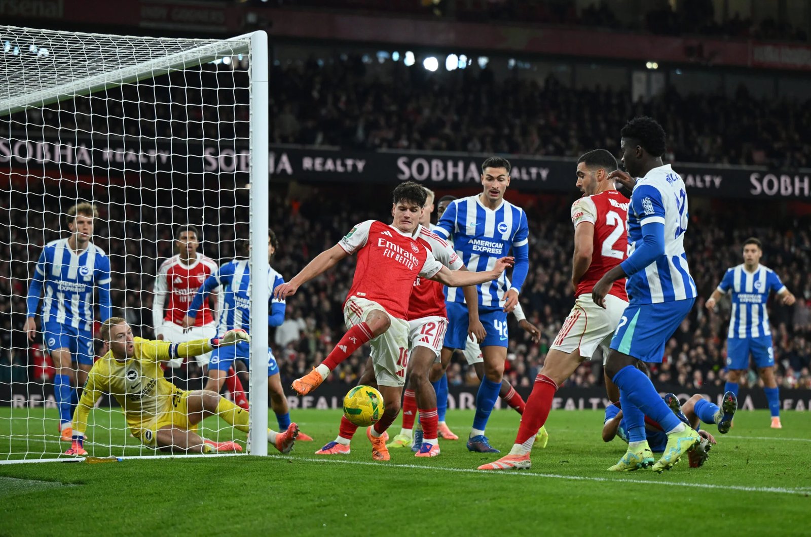 Brighton boss doubles down on Arsenal 'own rules' claim