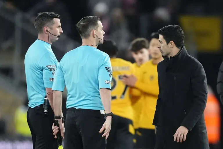 Panel backs Arteta over 'unacceptable' Sunderland penalty call