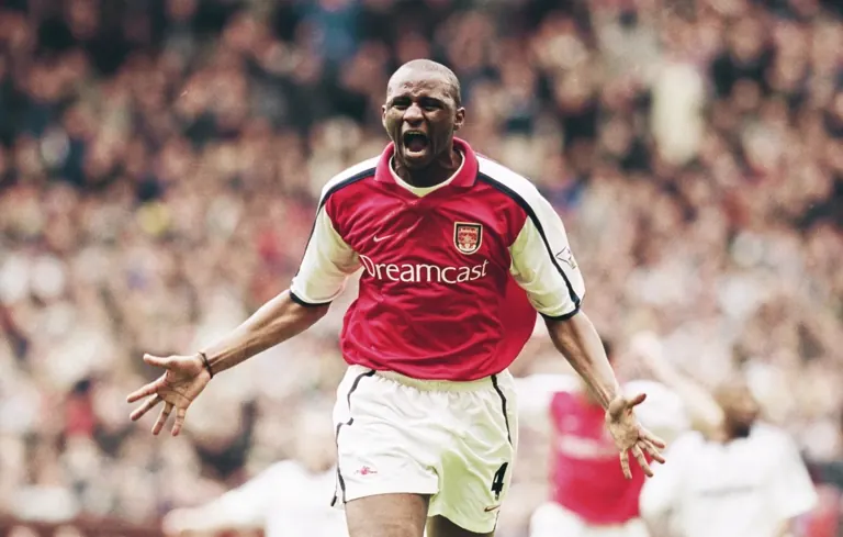 Arsenal icon reveals secret Ferguson meeting over Man United move