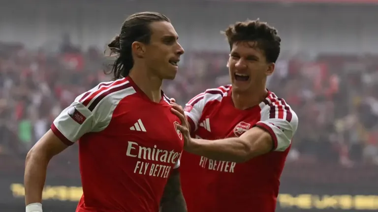 Tzolis hamstring blow: Arsenal winger could miss four games